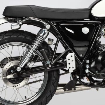 GT-SS_ Gloss_Black-White-DETAILS