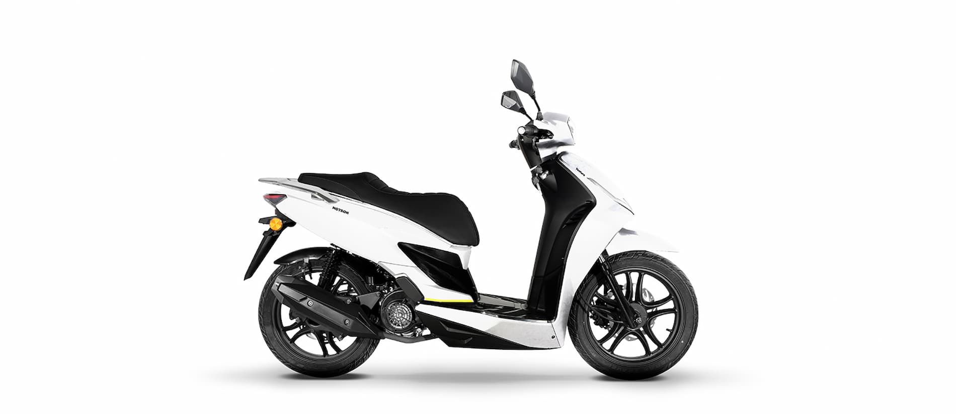 Motron_Ventura-white125-side