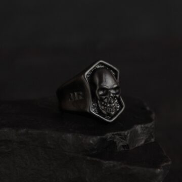 Skull Shield Ring - Black